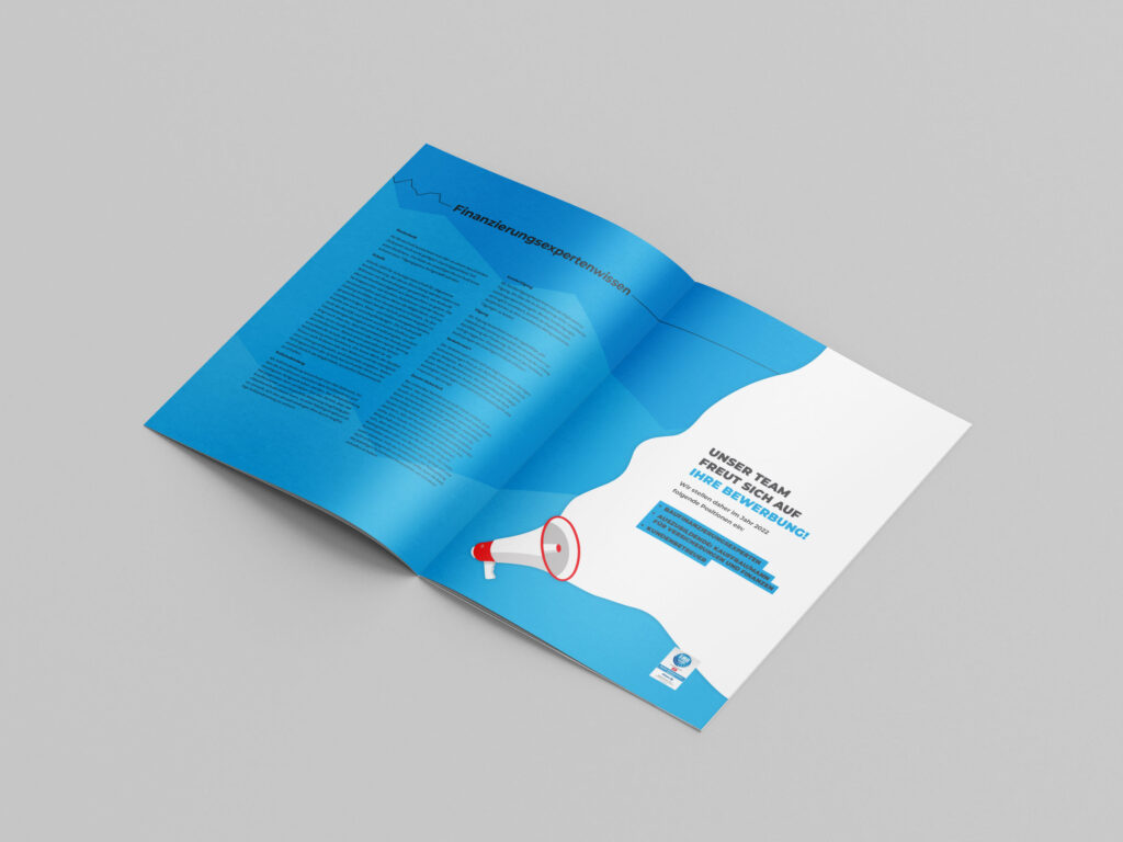 Broschüre in Blau mit Wellenmotiv, Mockup – Grafikdesign von Marco Pendt