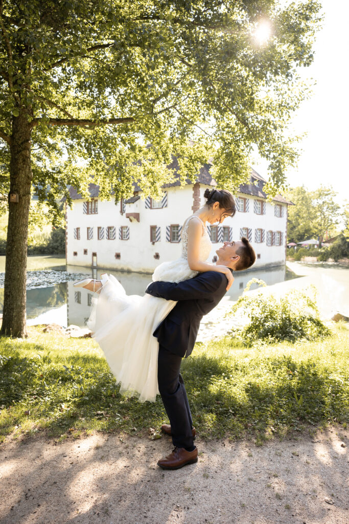 Hochzeit Inzlinger Wasserschloss – Paarshooting