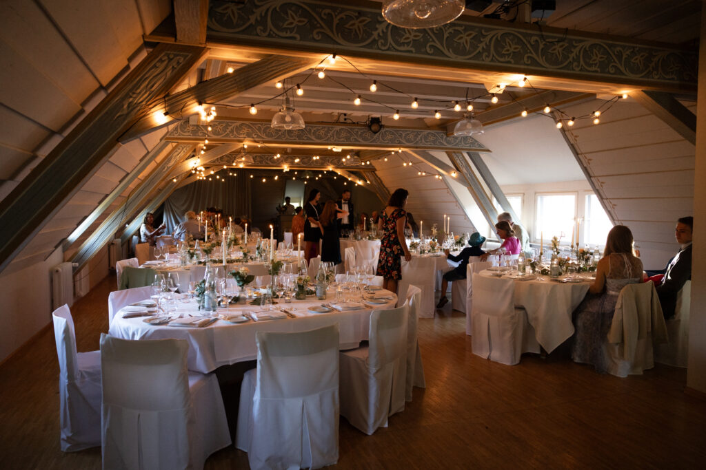 Hochzeit Inzlinger Wasserschloss – Dinner und Party
