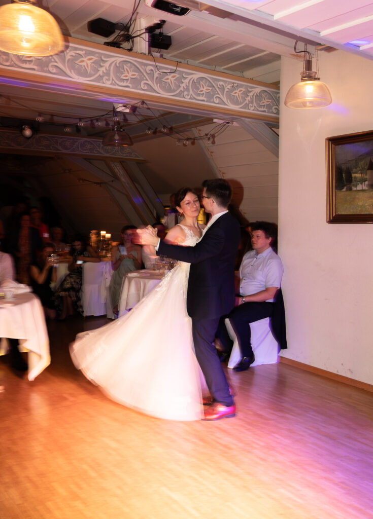 Hochzeit Inzlinger Wasserschloss – Dinner und Party